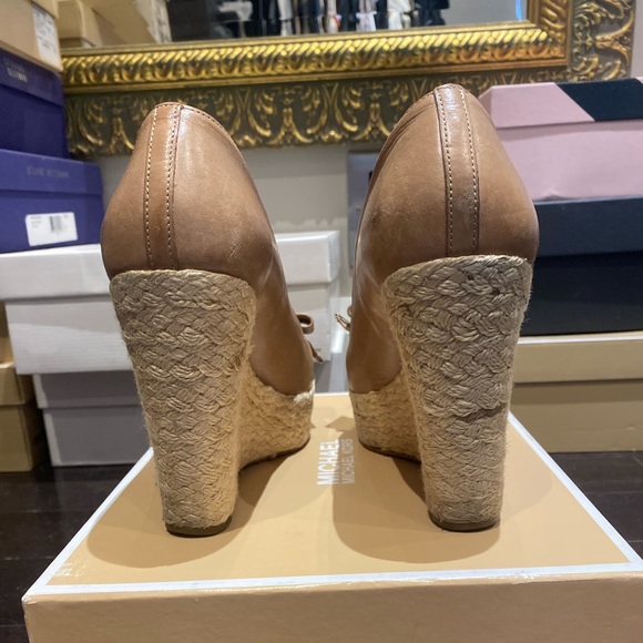 Michael Kors wedges - Picture 3 of 4